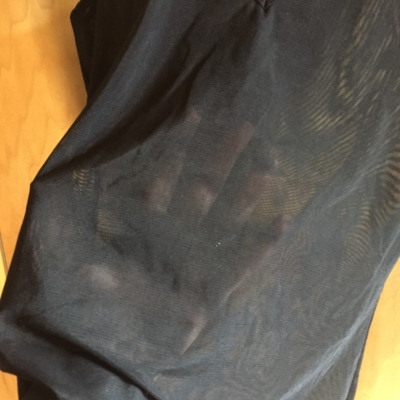 MUST GO Vintage V-neck Mesh Muscle Tee Tank Top - Picture 2 of 6